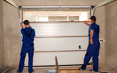3 Reasons Why You Should Avoid The DIY Garage Door Repair