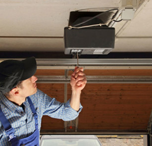 5 Common Garage Door Opener Issues That Must Be Noticed Early