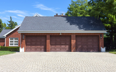 5 Smart Tips Can Extend Your Garage Door Life