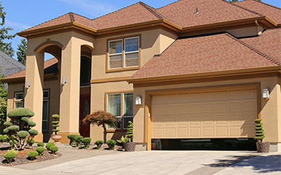 Professional Garage Door Insulation: When to Call in the Experts